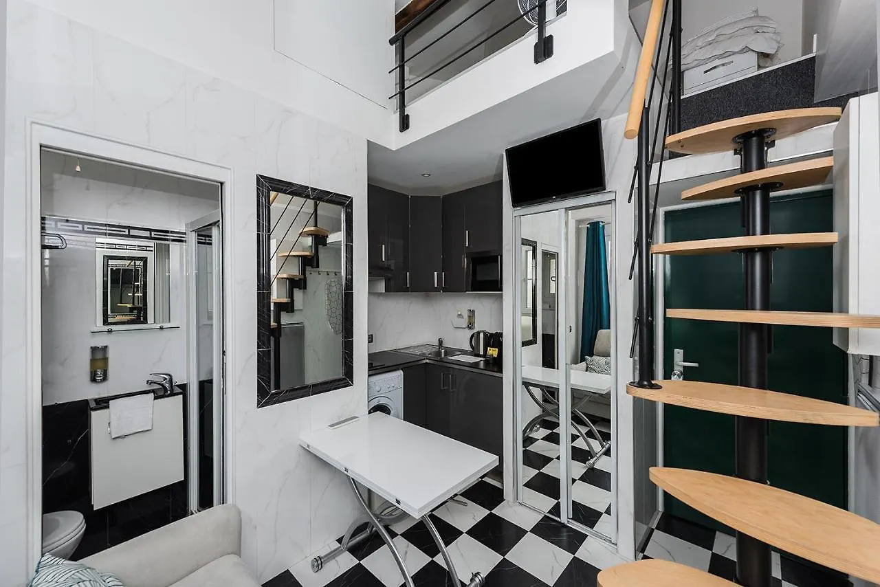 Charmant Studio Pres Des Champs-Elysees باريس 0*,
