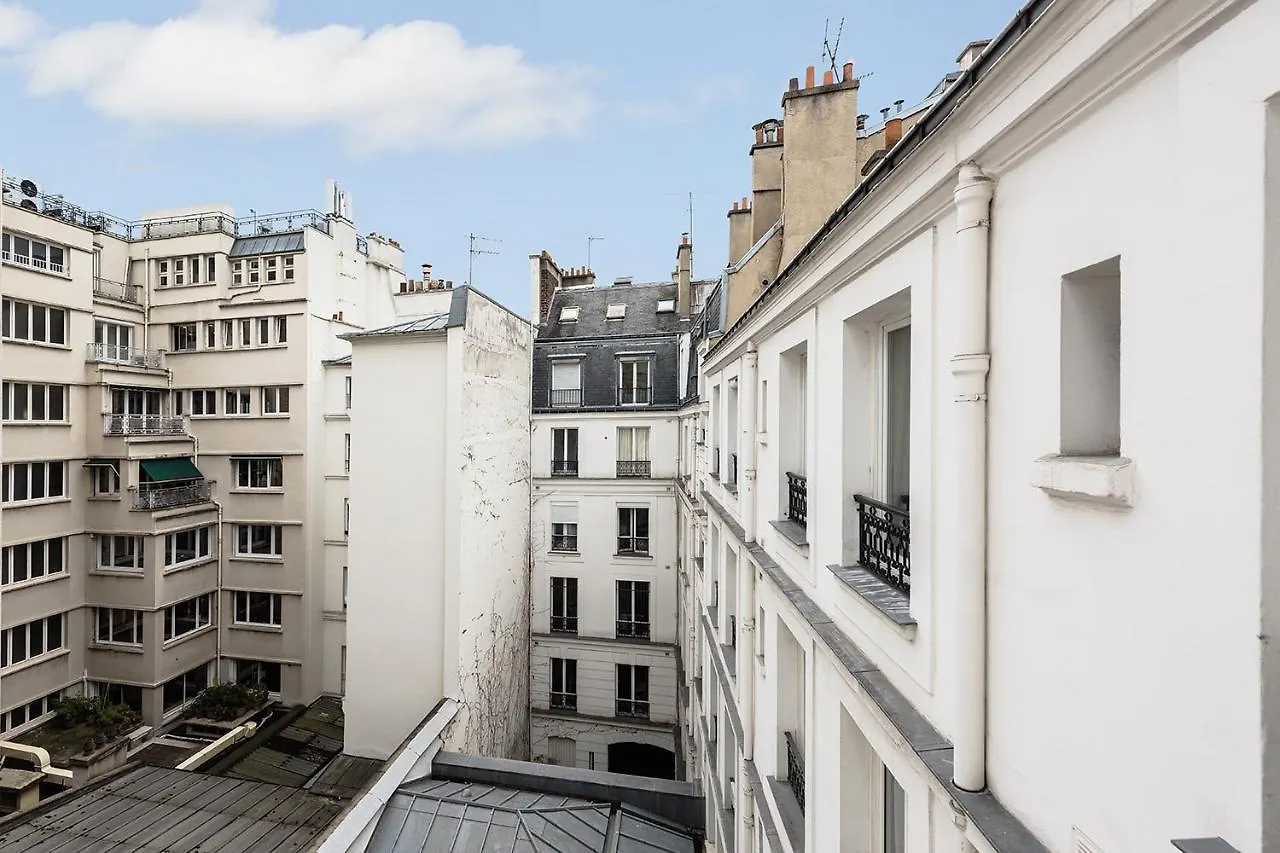 Charmant Studio Pres Des Champs-Elysees باريس 0*,  فرنسا